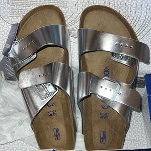 Brand New in Box Birkenstock Arizona Soft Footbed Women’s Size EU 41 / US 10